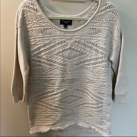 American Eagle Cream Sweater - Picture 1 of 7